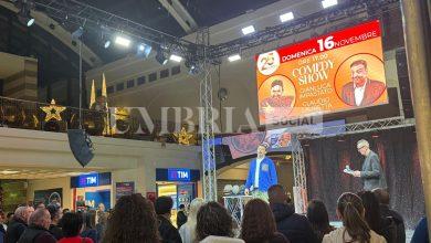 25 anni di PiazzaUmbra: un weekend di magia, comicità e giochi per tutti 10 25 anni di PiazzaUmbra: un weekend di magia, comicità e giochi per tutti 9