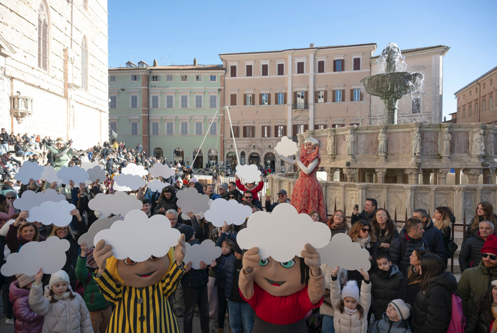 Eurochocolate 2025: “La festa tra le nuvole” porta a Perugia dieci giorni di dolcezza e meraviglia 12 Eurochocolate 2025: “La festa tra le nuvole” porta a Perugia dieci giorni di dolcezza e meraviglia 11