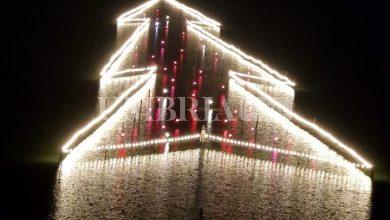 A Castiglione del Lago splende l’Albero di Natale sull’acqua più grande de mondo 23