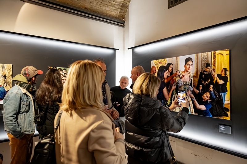 Steve McCurry torna in Umbria: la mostra a Montefalco 4 Steve McCurry torna in Umbria: la mostra a Montefalco 3