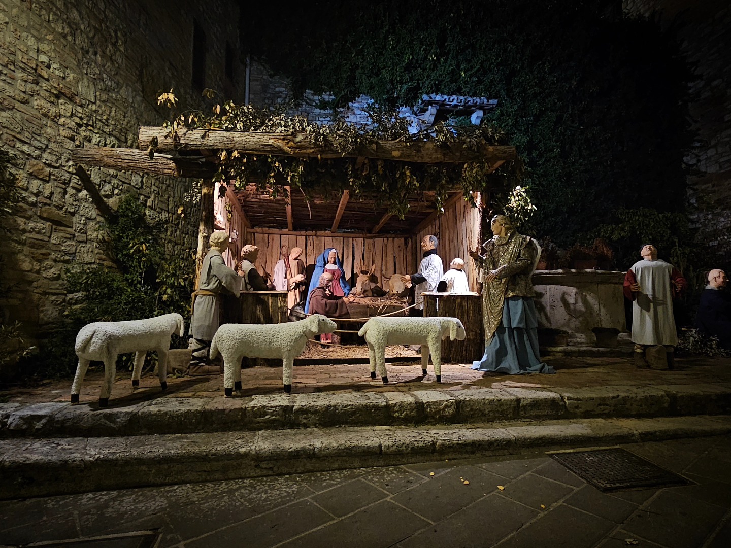 Natale a Corciano 2025: un borgo tra luce, arte e natura 6 Natale a Corciano 2025: un borgo tra luce, arte e natura 5