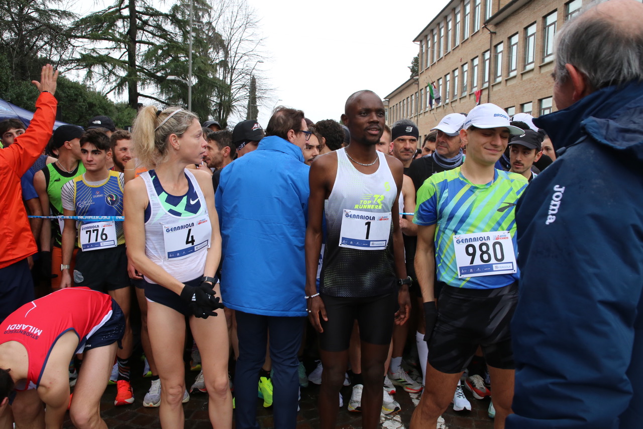 Gennaiola 2026: grande successo a Santa Maria degli Angeli. Trionfano Simon Kibet e Melissa Fracassini (foto+video) 41 Gennaiola 2026: grande successo a Santa Maria degli Angeli. Trionfano Simon Kibet e Melissa Fracassini (foto+video) 40