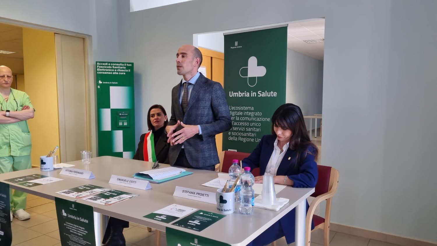 Perugia inaugura il nuovo Ospedale di Comunità: 38 posti letto per rafforzare la sanità territoriale (foto) 6 Perugia inaugura il nuovo Ospedale di Comunità: 38 posti letto per rafforzare la sanità territoriale (foto) 5