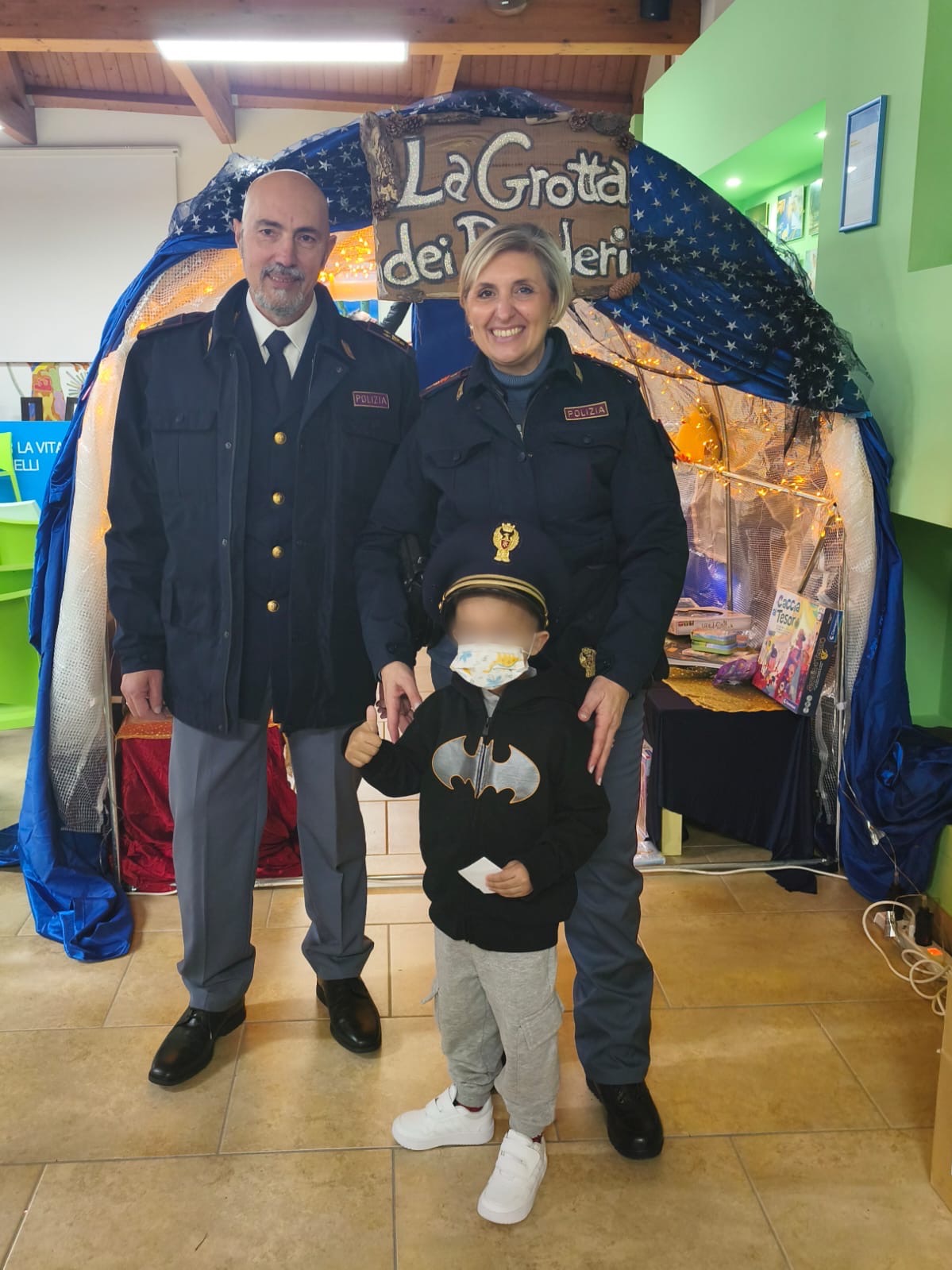 Festa dell’Epifania: tante le iniziative della Polizia di Stato di Perugia (foto) 22 Festa dell’Epifania: tante le iniziative della Polizia di Stato di Perugia (foto) 21