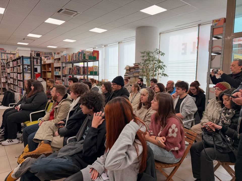 Dal 16 al 18 gennaio torna UmbriaCON: tre giorni di fumetti, spettacoli e grandi ospiti internazionali (foto) 6 Dal 16 al 18 gennaio torna UmbriaCON: tre giorni di fumetti, spettacoli e grandi ospiti internazionali (foto) 5
