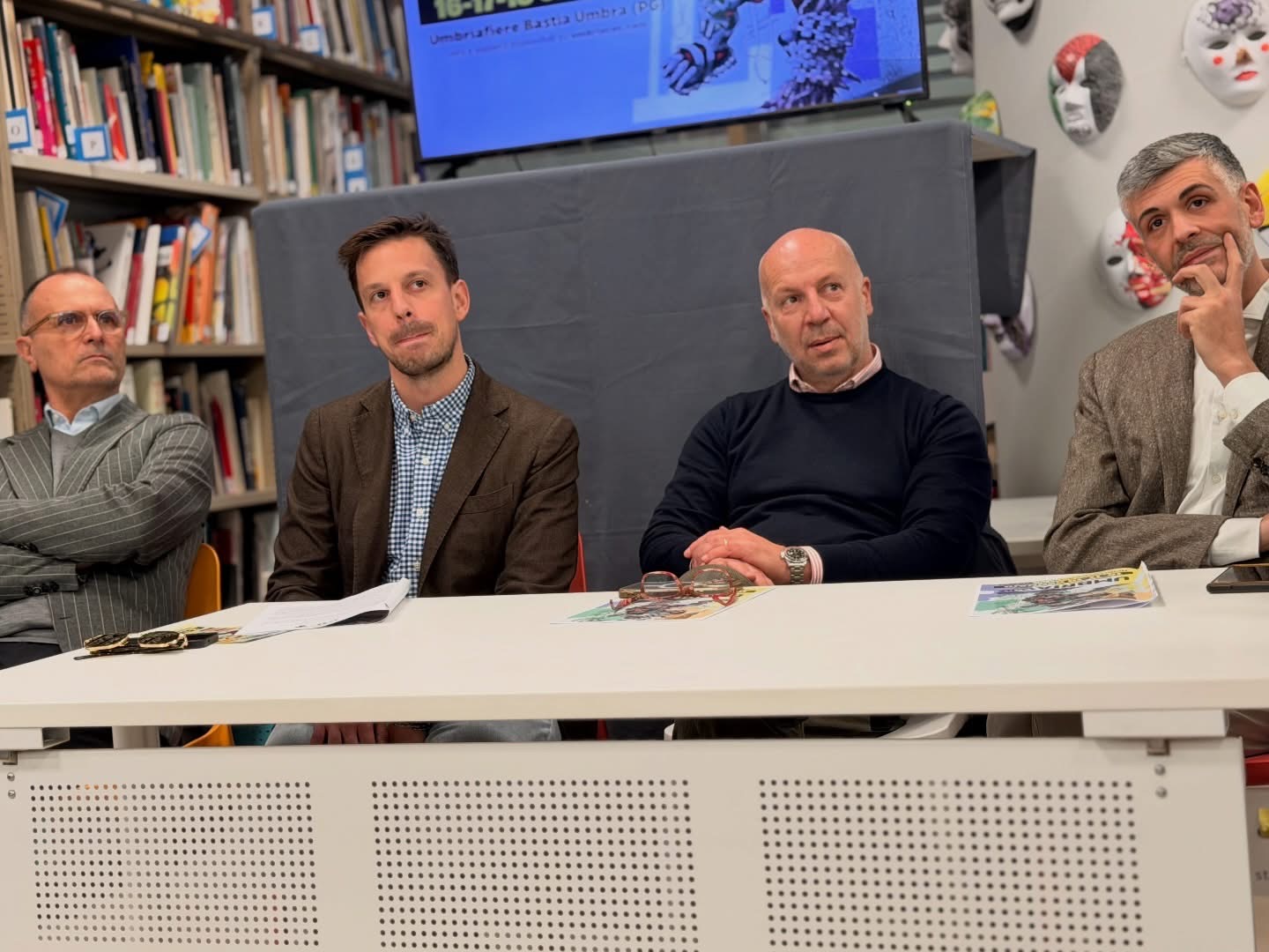 Dal 16 al 18 gennaio torna UmbriaCON: tre giorni di fumetti, spettacoli e grandi ospiti internazionali (foto) 22 Dal 16 al 18 gennaio torna UmbriaCON: tre giorni di fumetti, spettacoli e grandi ospiti internazionali (foto) 21
