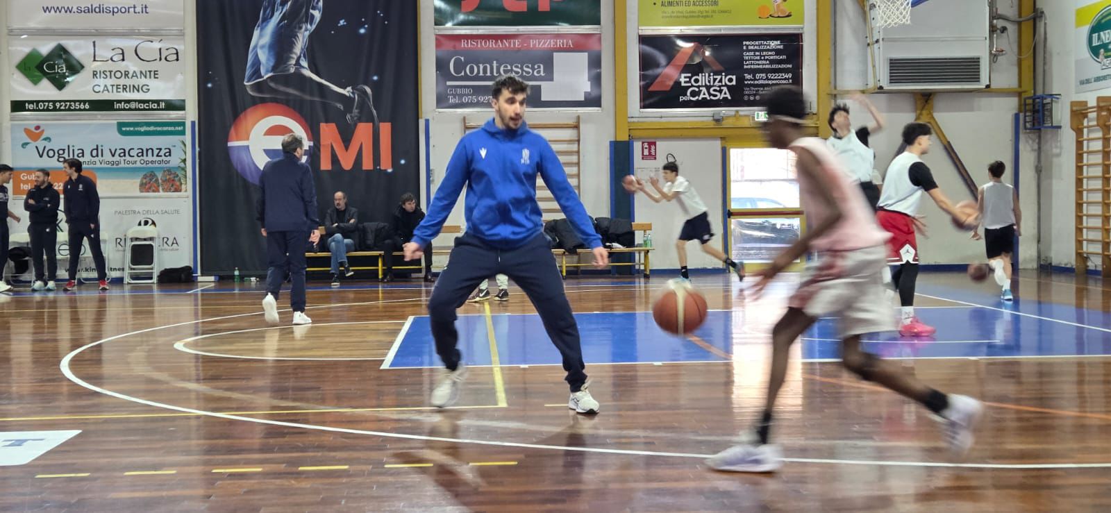 Grande successo ieri a Gubbio per l'apertura del Jr. NBA WNBA FIP (foto) 10 Grande successo ieri a Gubbio per l'apertura del Jr. NBA WNBA FIP (foto) 9