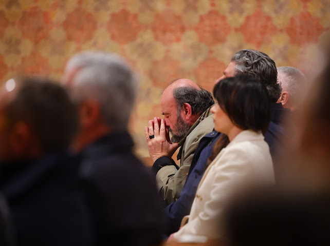 Ostensione delle spoglie mortali di San Francesco, chiusa la prima giornata: numeri da record (foto) 48 Ostensione delle spoglie mortali di San Francesco, chiusa la prima giornata: numeri da record (foto) 47