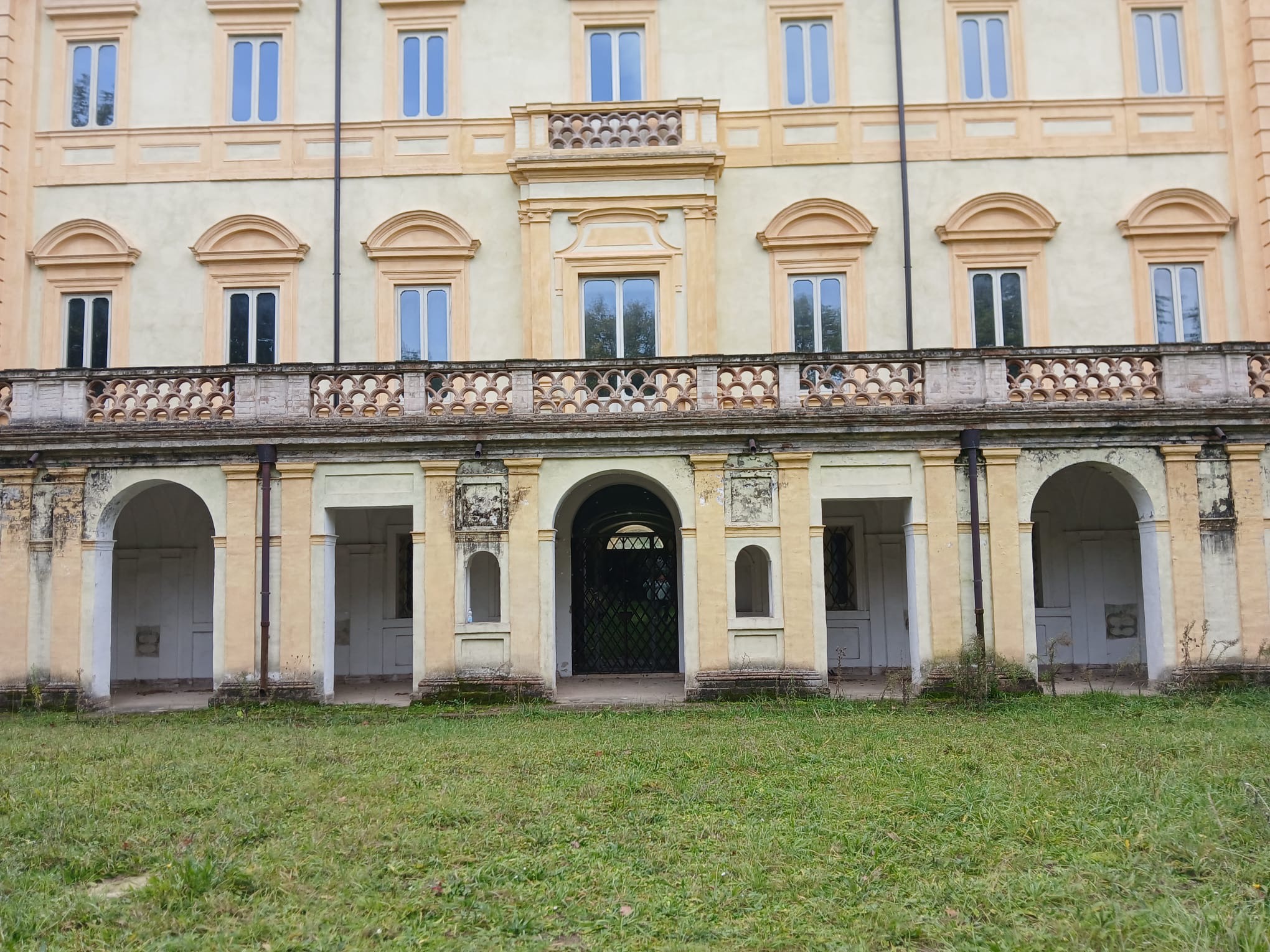 Luoghi da recuperare in Umbria: Bettona, quale futuro per Villa del Boccaglione? (foto) 26 Luoghi da recuperare in Umbria: Bettona, quale futuro per Villa del Boccaglione? (foto) 25