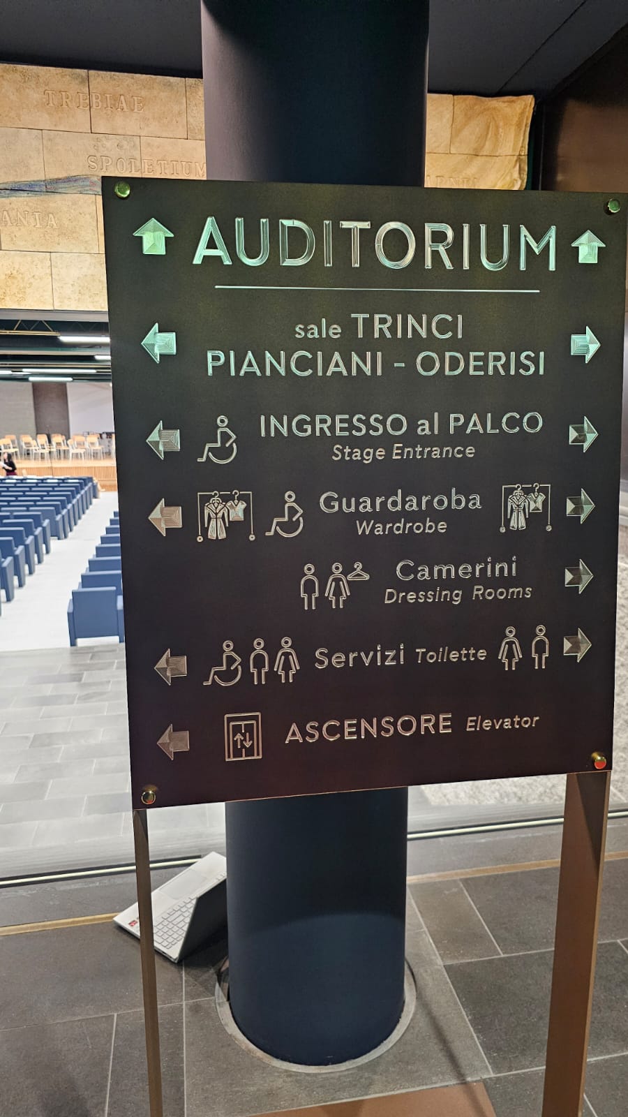 Riapre il Centro Congressi “Aldo Capitini”: arte, musica e partecipazione 16 Riapre il Centro Congressi “Aldo Capitini”: arte, musica e partecipazione 15