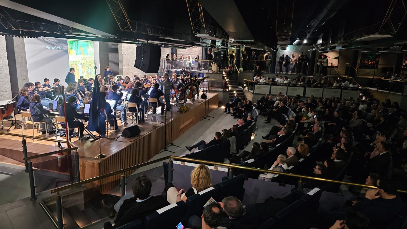 Riapre il Centro Congressi “Aldo Capitini”: arte, musica e partecipazione 21