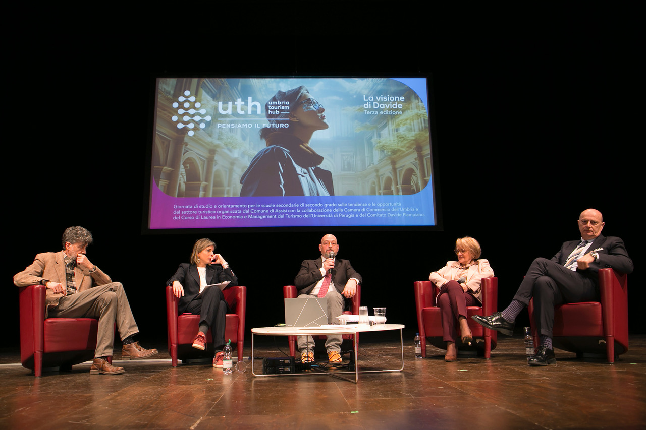"La visione di Davide" 2026: il futuro del turismo per le nuove generazioni (foto) 42 "La visione di Davide" 2026: il futuro del turismo per le nuove generazioni (foto) 41