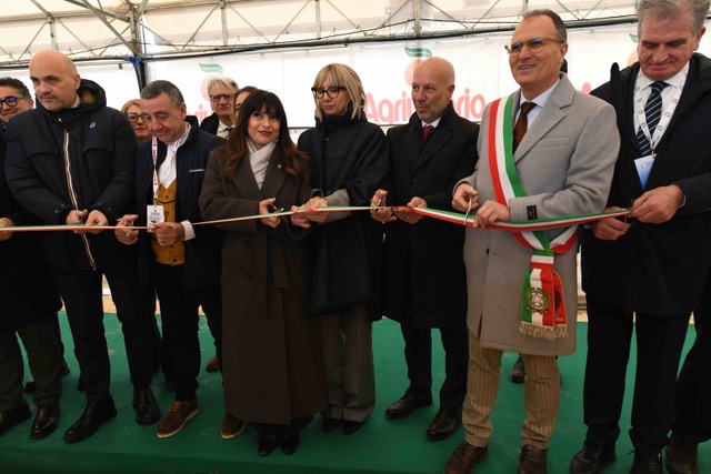 Antonio Forini inaugura la sua prima Agriumbria. Il mondo agrozootecnico nazionale si ritrova in Umbria (foto+video) 10