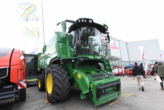 Antonio Forini inaugura la sua prima Agriumbria. Il mondo agrozootecnico nazionale si ritrova in Umbria (foto+video) 6