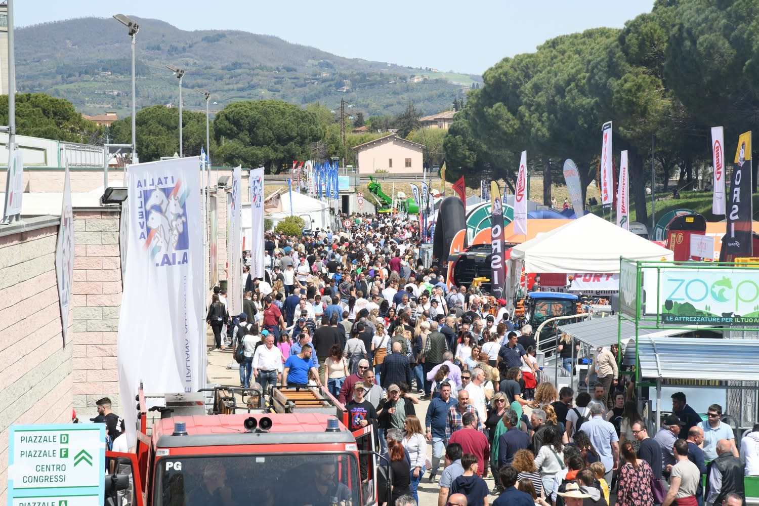 Agriumbria casa dell'agricoltura italiana. Successo confermato nonostante un meteo invernale, soprattutto il venerdì (foto) 6 Agriumbria casa dell'agricoltura italiana. Successo confermato nonostante un meteo invernale, soprattutto il venerdì (foto) 5