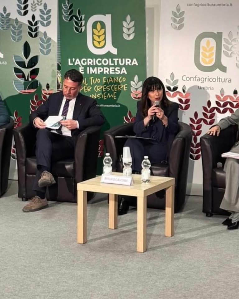Agriumbria casa dell'agricoltura italiana. Successo confermato nonostante un meteo invernale, soprattutto il venerdì (foto) 18 Agriumbria casa dell'agricoltura italiana. Successo confermato nonostante un meteo invernale, soprattutto il venerdì (foto) 17