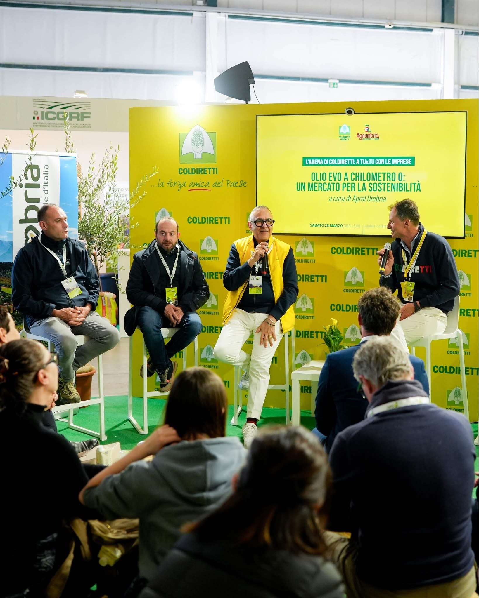 Agriumbria casa dell'agricoltura italiana. Successo confermato nonostante un meteo invernale, soprattutto il venerdì (foto) 20 Agriumbria casa dell'agricoltura italiana. Successo confermato nonostante un meteo invernale, soprattutto il venerdì (foto) 19