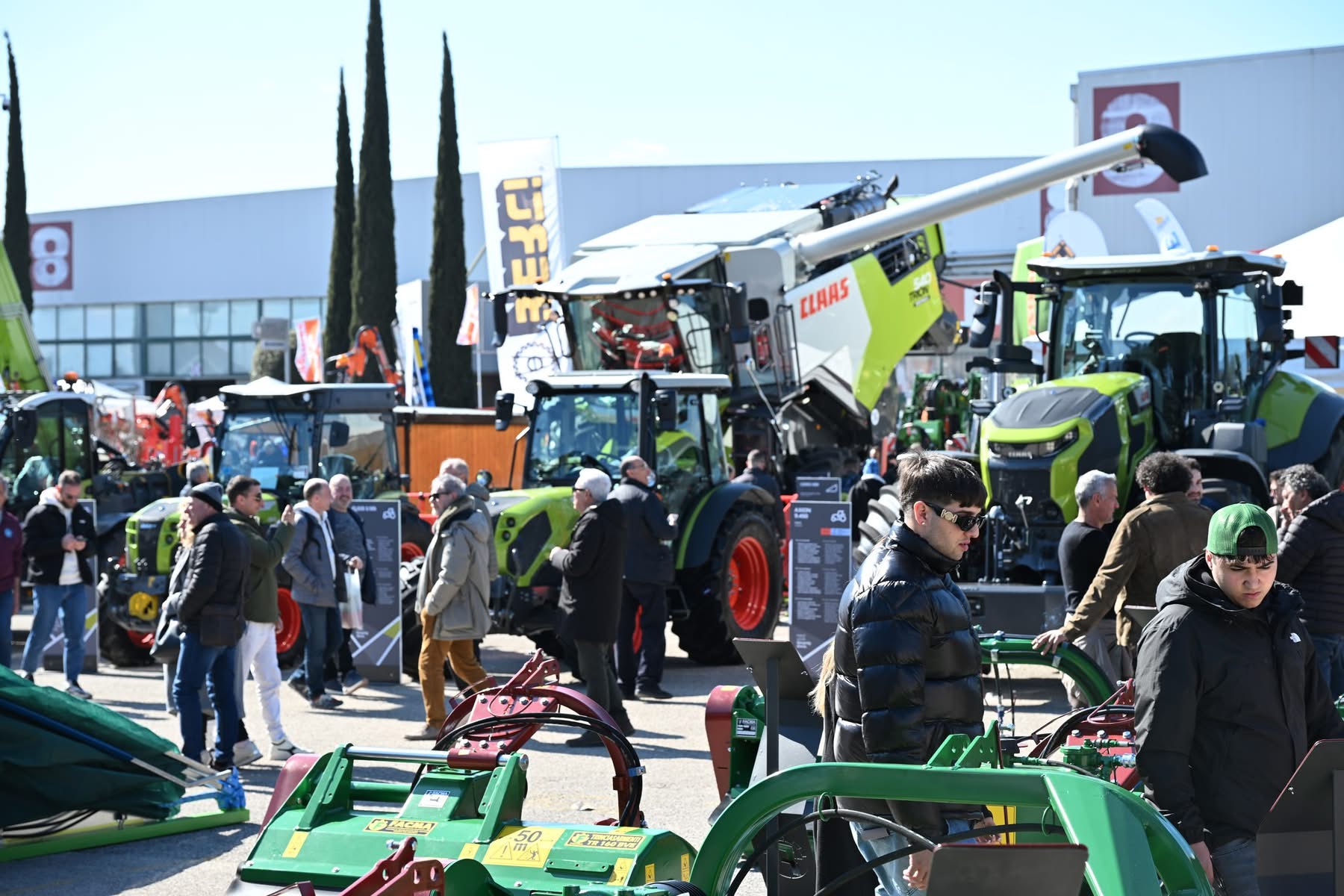 Agriumbria casa dell'agricoltura italiana. Successo confermato nonostante un meteo invernale, soprattutto il venerdì (foto) 28 Agriumbria casa dell'agricoltura italiana. Successo confermato nonostante un meteo invernale, soprattutto il venerdì (foto) 27