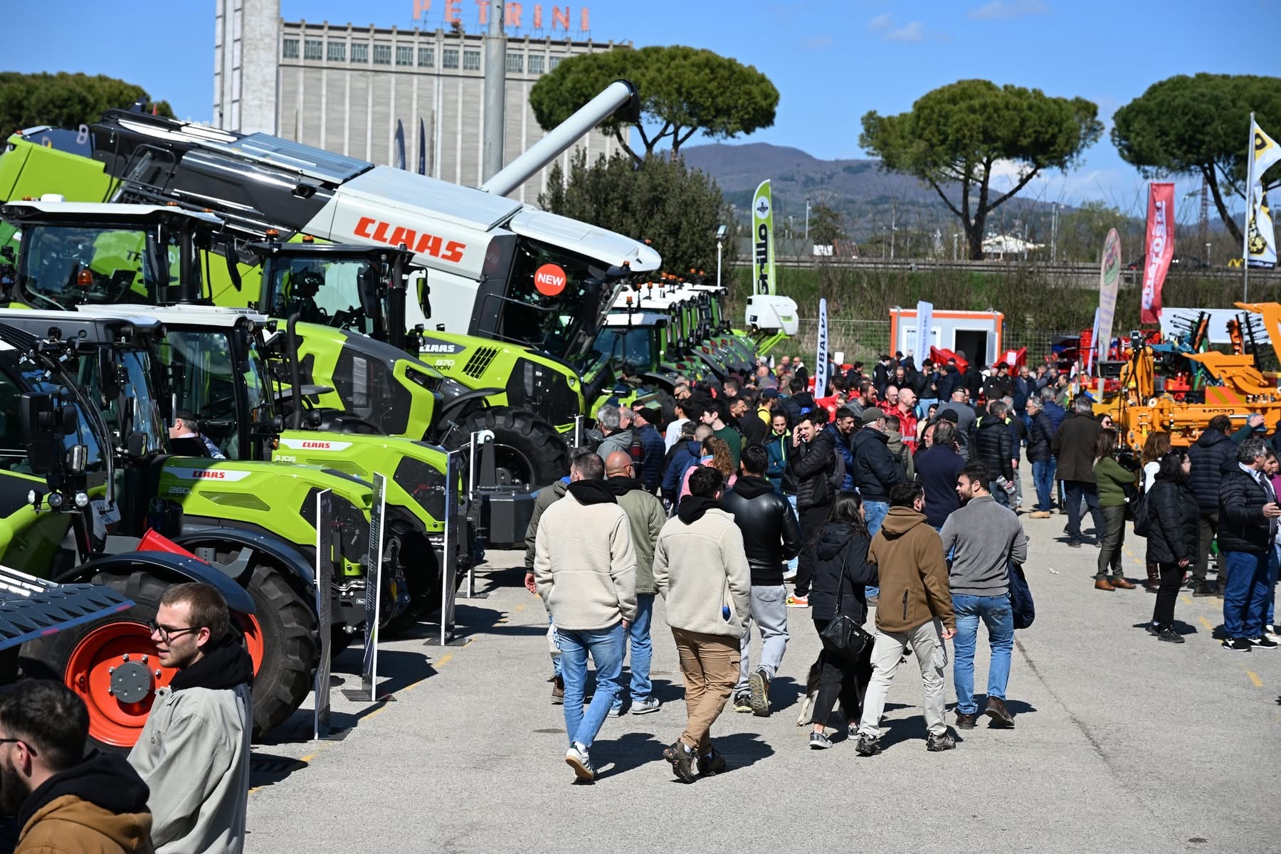 Agriumbria casa dell'agricoltura italiana. Successo confermato nonostante un meteo invernale, soprattutto il venerdì (foto) 36 Agriumbria casa dell'agricoltura italiana. Successo confermato nonostante un meteo invernale, soprattutto il venerdì (foto) 35