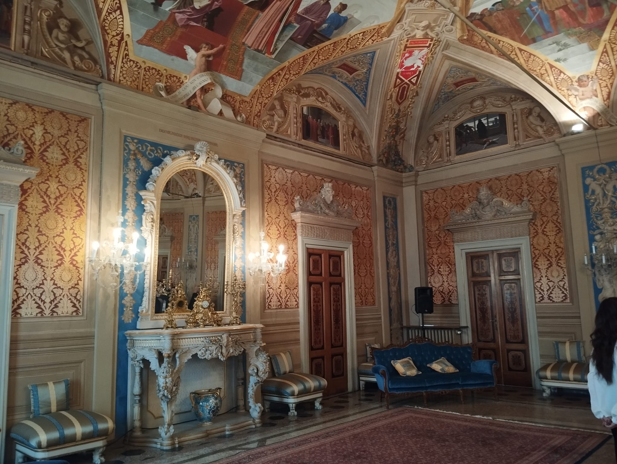Perugia: grande affluenza per l’apertura del Palazzo della Prefettura 6 Perugia: grande affluenza per l’apertura del Palazzo della Prefettura 5