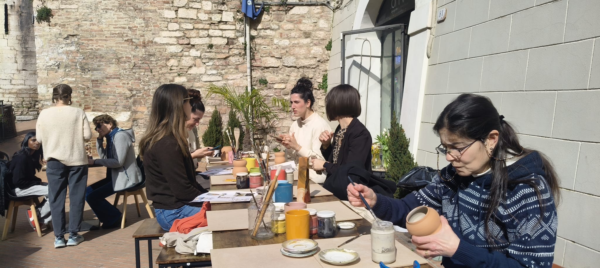 Via dei Priori sempre più viva: le opere realizzate per scorsa la Giornata della Donna 40 Via dei Priori sempre più viva: le opere realizzate per scorsa la Giornata della Donna 39