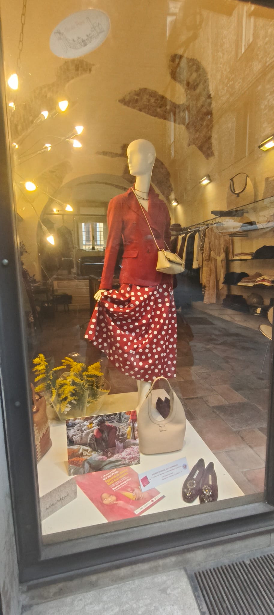 Via dei Priori sempre più viva: le opere realizzate per scorsa la Giornata della Donna 18 Via dei Priori sempre più viva: le opere realizzate per scorsa la Giornata della Donna 17