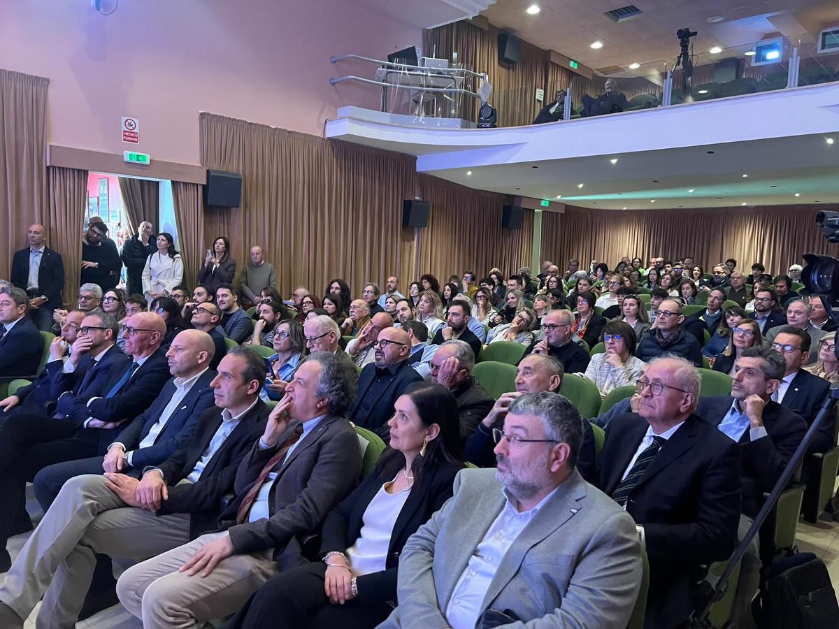 A Gualdo Tadino inaugurato il Polo Nanomat: nuovo hub per i materiali avanzati 10 A Gualdo Tadino inaugurato il Polo Nanomat: nuovo hub per i materiali avanzati 9
