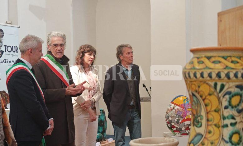 Inaugurata Pasqua d’artista, a Perugia weekend all’insegna di ceramica e cioccolato 2 Inaugurata Pasqua d’artista, a Perugia weekend all’insegna di ceramica e cioccolato 1