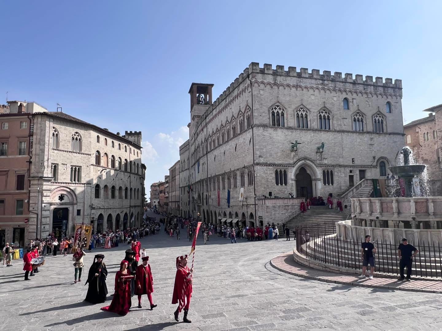 Perugia 1416 torna con l’undicesima edizione: tre giorni di storia, spettacolo e giochi 8 Perugia 1416 torna con l’undicesima edizione: tre giorni di storia, spettacolo e giochi 7