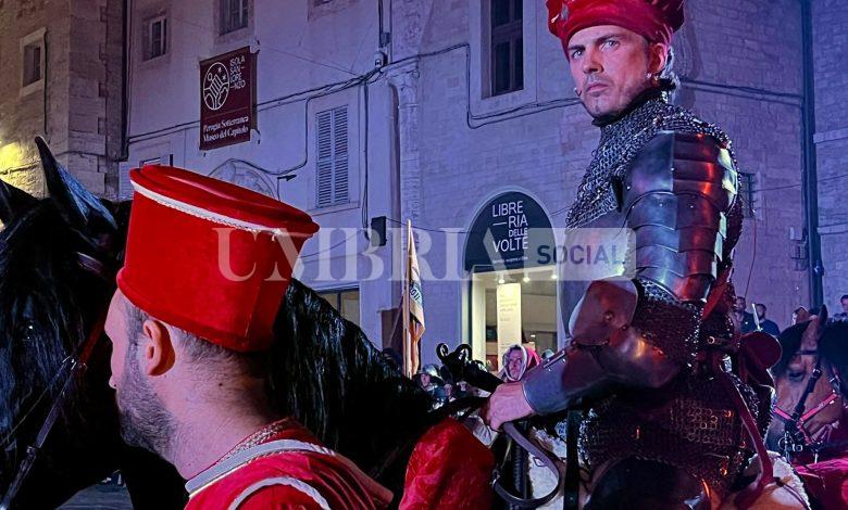 Perugia 1416 torna con l’undicesima edizione: tre giorni di storia, spettacolo e giochi 2 Perugia 1416 torna con l’undicesima edizione: tre giorni di storia, spettacolo e giochi 1