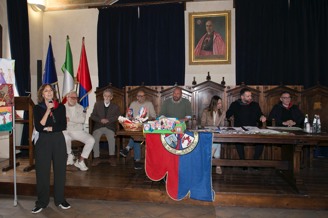 Calendimaggio e Premio Lampone 2026, trionfano le scuole: ad Assisi premiata la creatività dei più giovani (foto) 27
