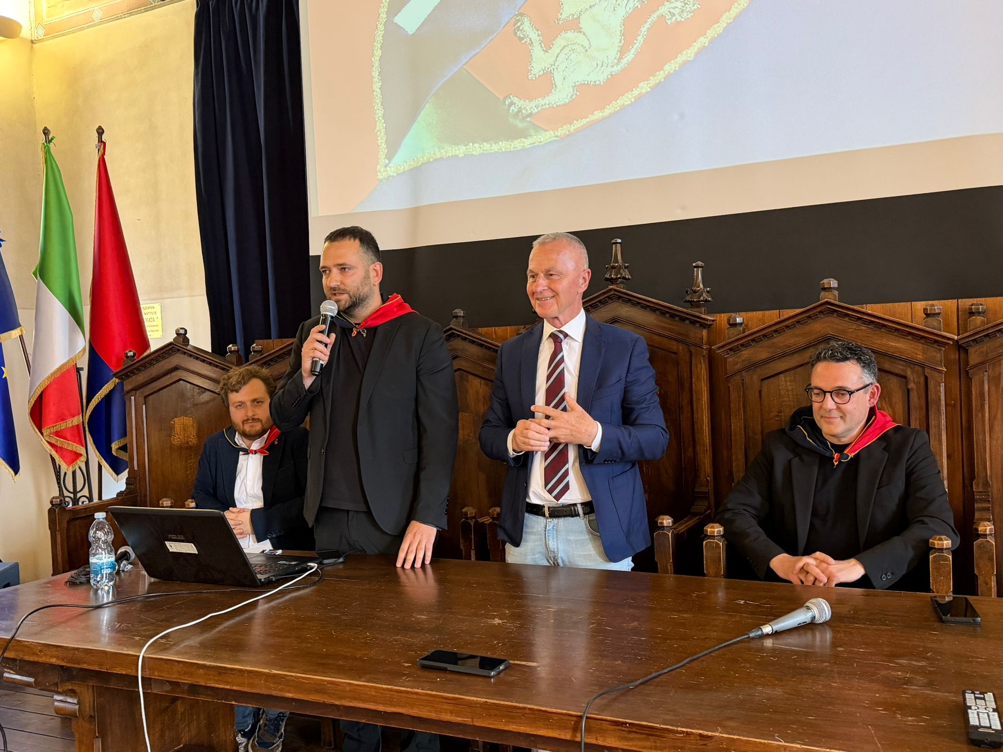 Ascanio Celestini, Maurizio Sacquegna e Umberto Longo i giurati del Calendimaggio 2026 (foto) 21