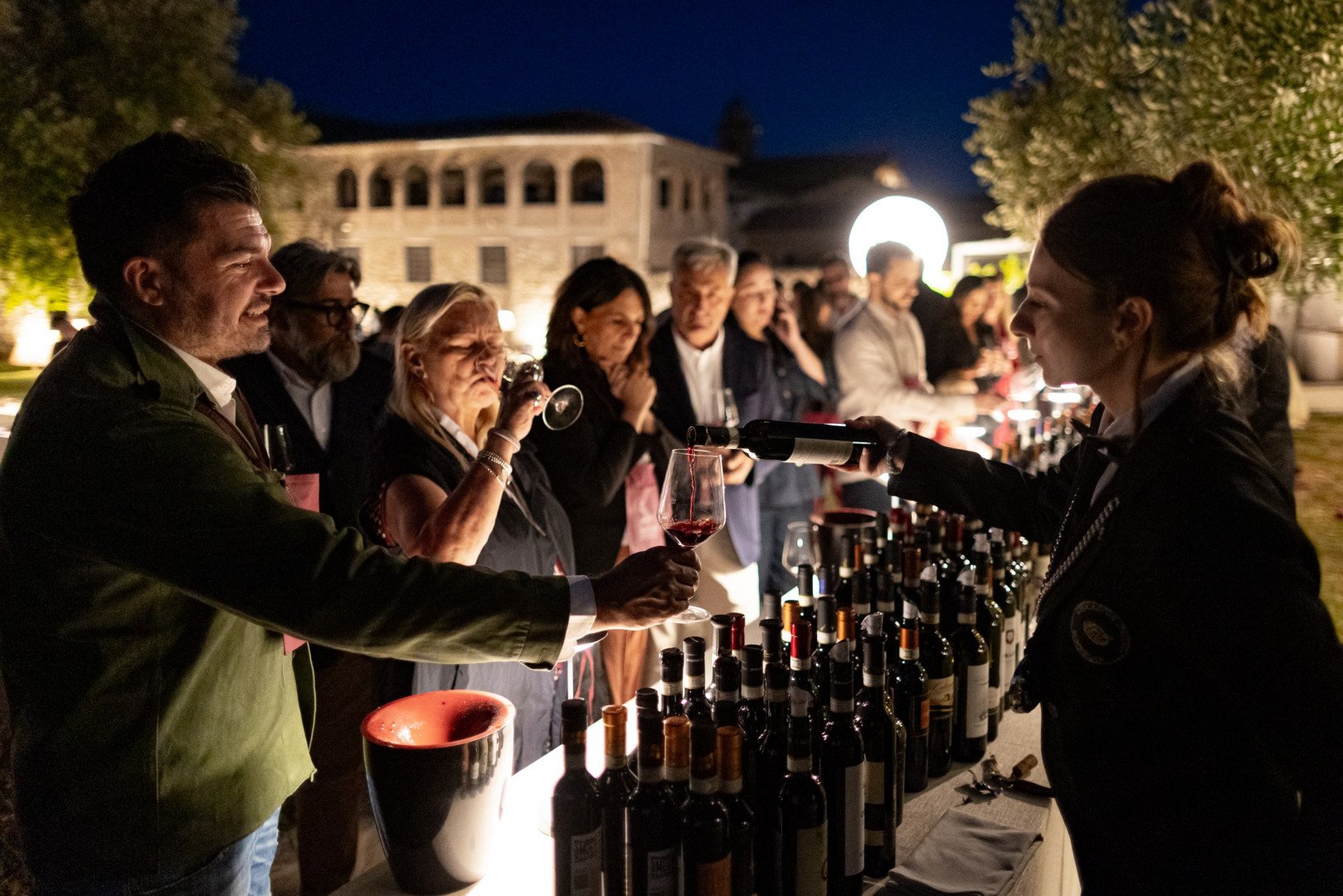 Montefalco rilancia il vino tra arte, formazione e grandi eventi 14 Montefalco rilancia il vino tra arte, formazione e grandi eventi 13
