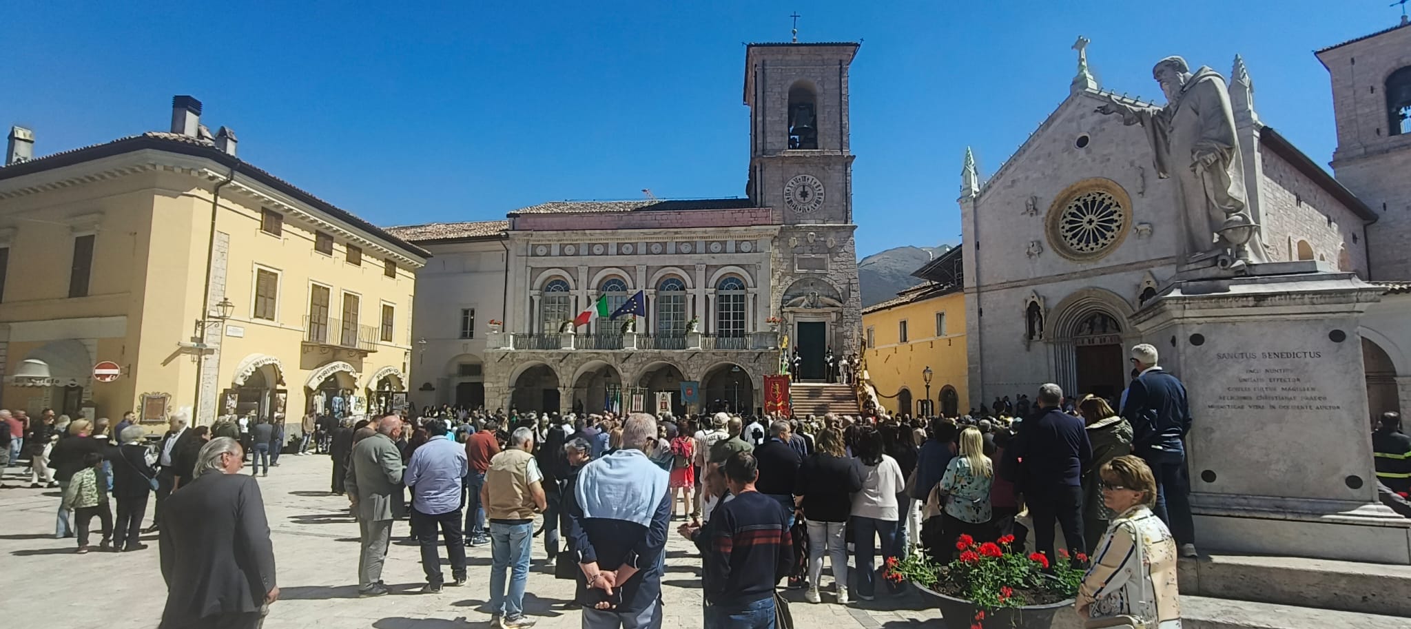 Norcia, riapre il Palazzo Comunale: simbolo della ricostruzione post sisma 8 Norcia, riapre il Palazzo Comunale: simbolo della ricostruzione post sisma 7