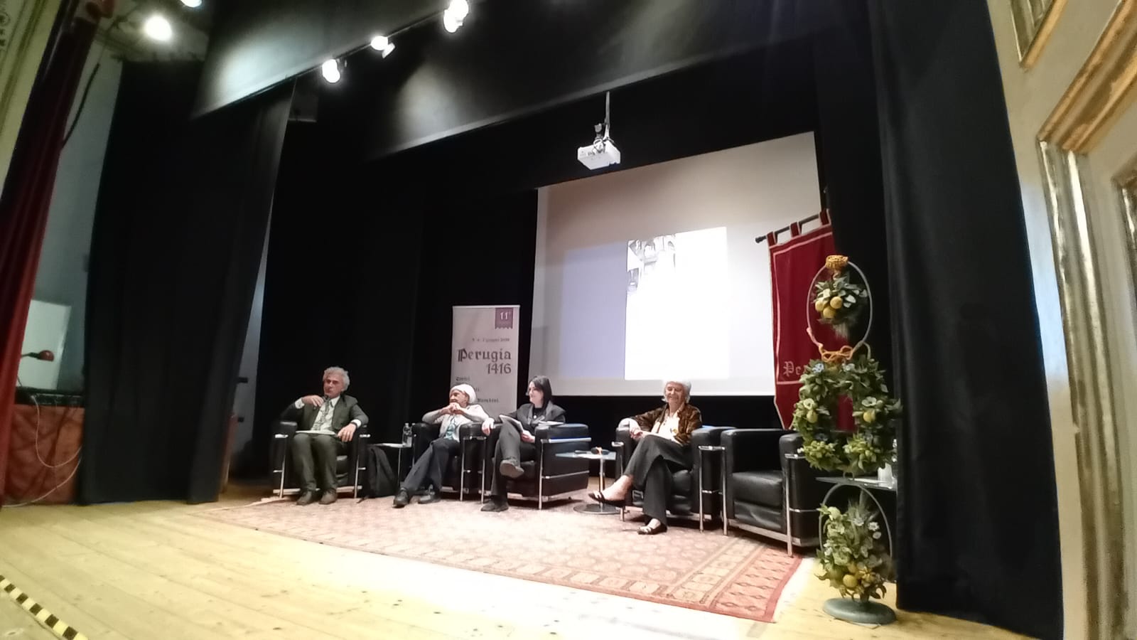 Ricette e usi di tavola in Italia fra Medioevo e Rinascimento: convegno di successo a Perugia (foto) 4 Ricette e usi di tavola in Italia fra Medioevo e Rinascimento: convegno di successo a Perugia (foto) 3
