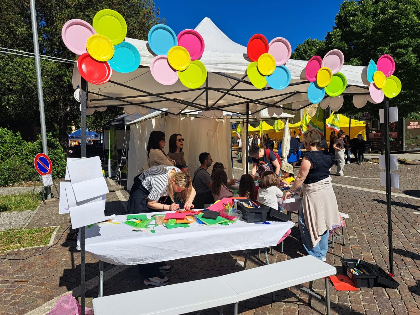 Grande successo a Bettona per la Fiera di San Crispolto (foto) 32 Grande successo a Bettona per la Fiera di San Crispolto (foto) 31