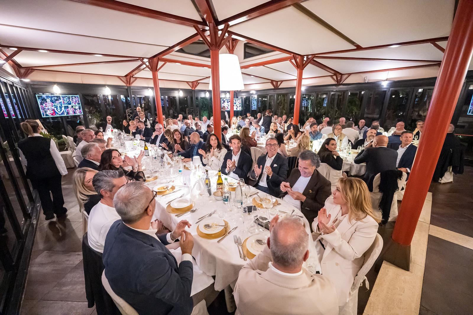 Volley, “Perugia eterna”: parola di Gino Sirci. La società umbra ha scritto in questa stagione una pagina di storia (foto) 16 Volley, “Perugia eterna”: parola di Gino Sirci. La società umbra ha scritto in questa stagione una pagina di storia (foto) 15