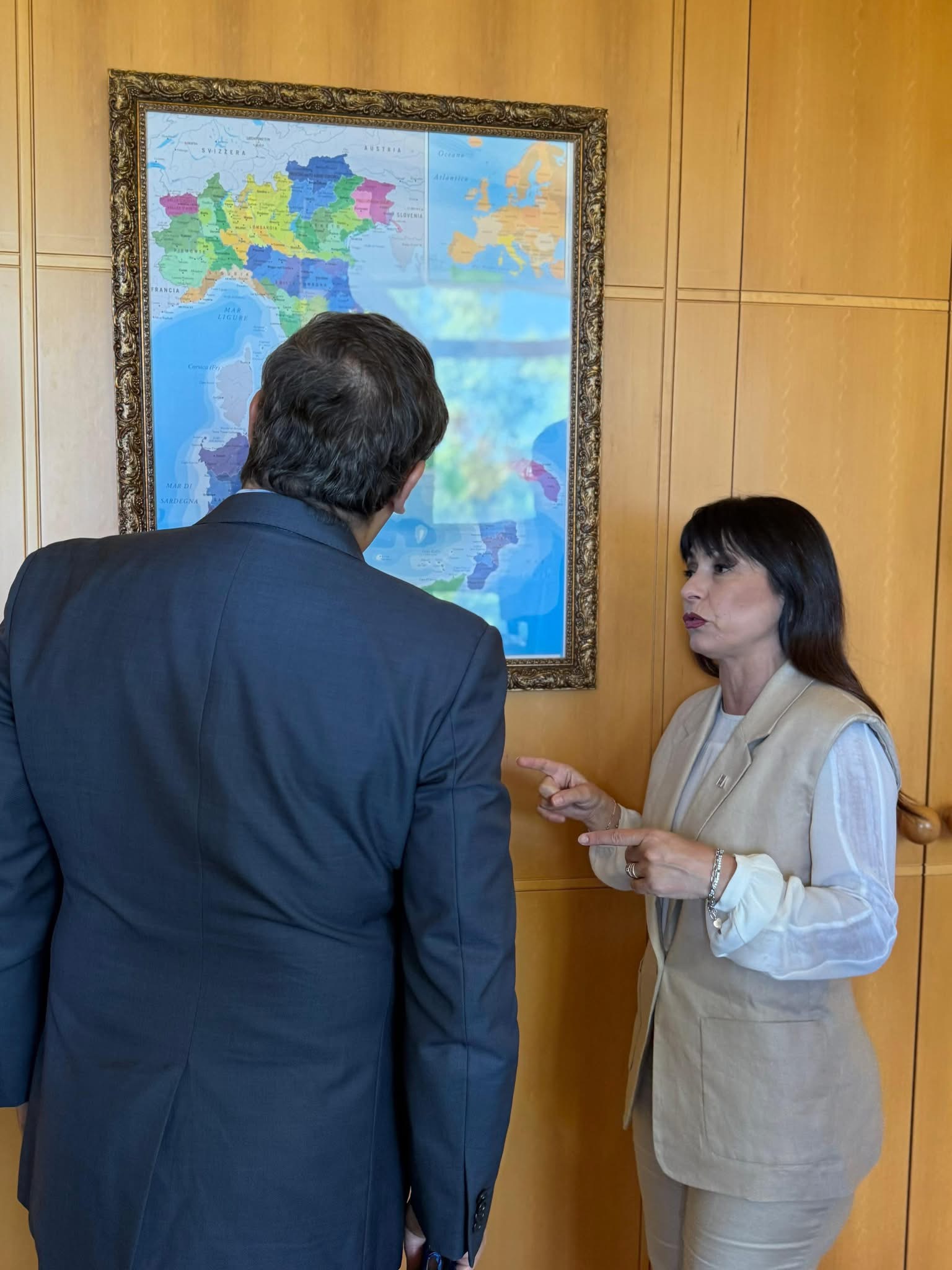 L'Umbria protagonista a Washington: Proietti porta il Cuore Verde d'Italia negli Stati Uniti (foto) 26 L'Umbria protagonista a Washington: Proietti porta il Cuore Verde d'Italia negli Stati Uniti (foto) 25