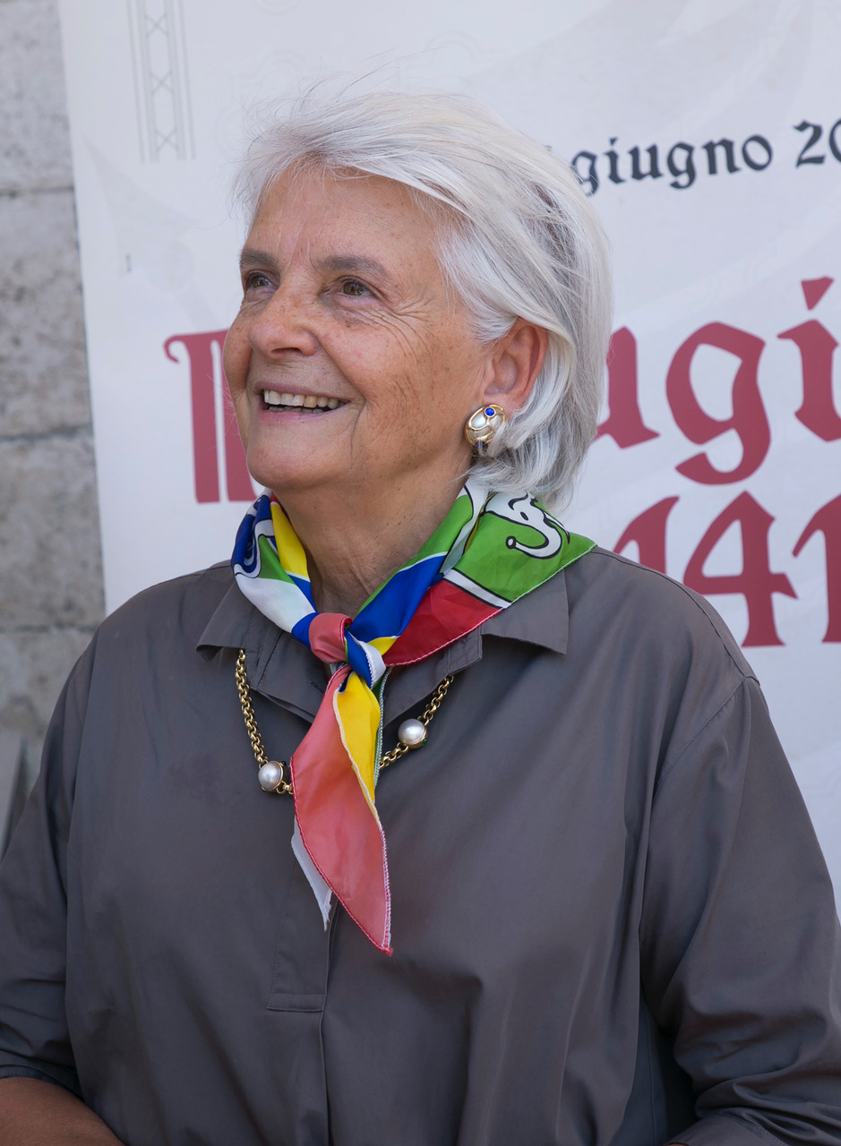 Svelato il Palio d’Artista di Perugia 1416: opera realizzata da Arianna Martorana (foto+video) 5 Svelato il Palio d’Artista di Perugia 1416: opera realizzata da Arianna Martorana (foto+video) 4