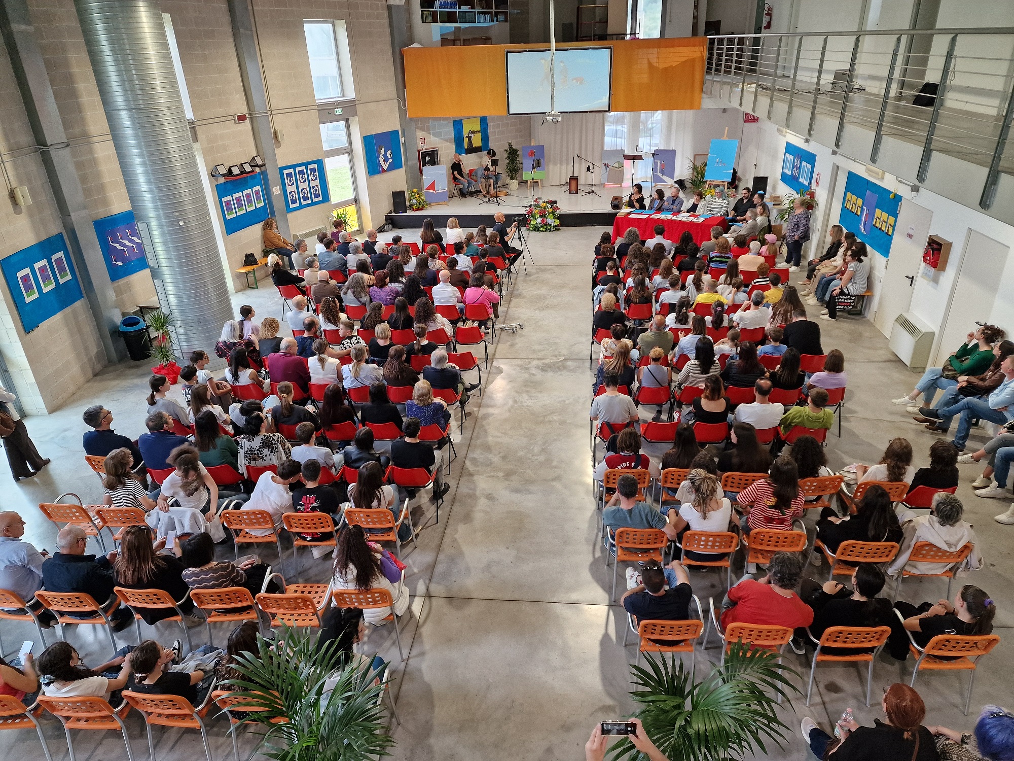 “Fuori e dentro di me”, cento studenti protagonisti del concorso letterario tra emozioni e creatività 6 “Fuori e dentro di me”, cento studenti protagonisti del concorso letterario tra emozioni e creatività 5