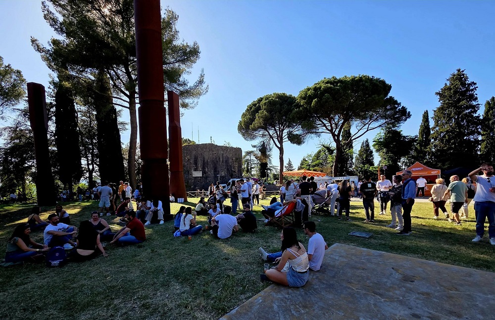 Porchettiamo conquista Todi: oltre 30mila presenze per l’edizione della svolta 20 Porchettiamo conquista Todi: oltre 30mila presenze per l’edizione della svolta 19