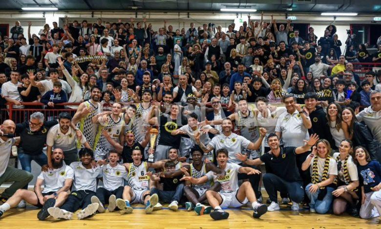 L’Esseti Basket Terni è in Serie B interregionale: è grande festa 2 L’Esseti Basket Terni è in Serie B interregionale: è grande festa 1