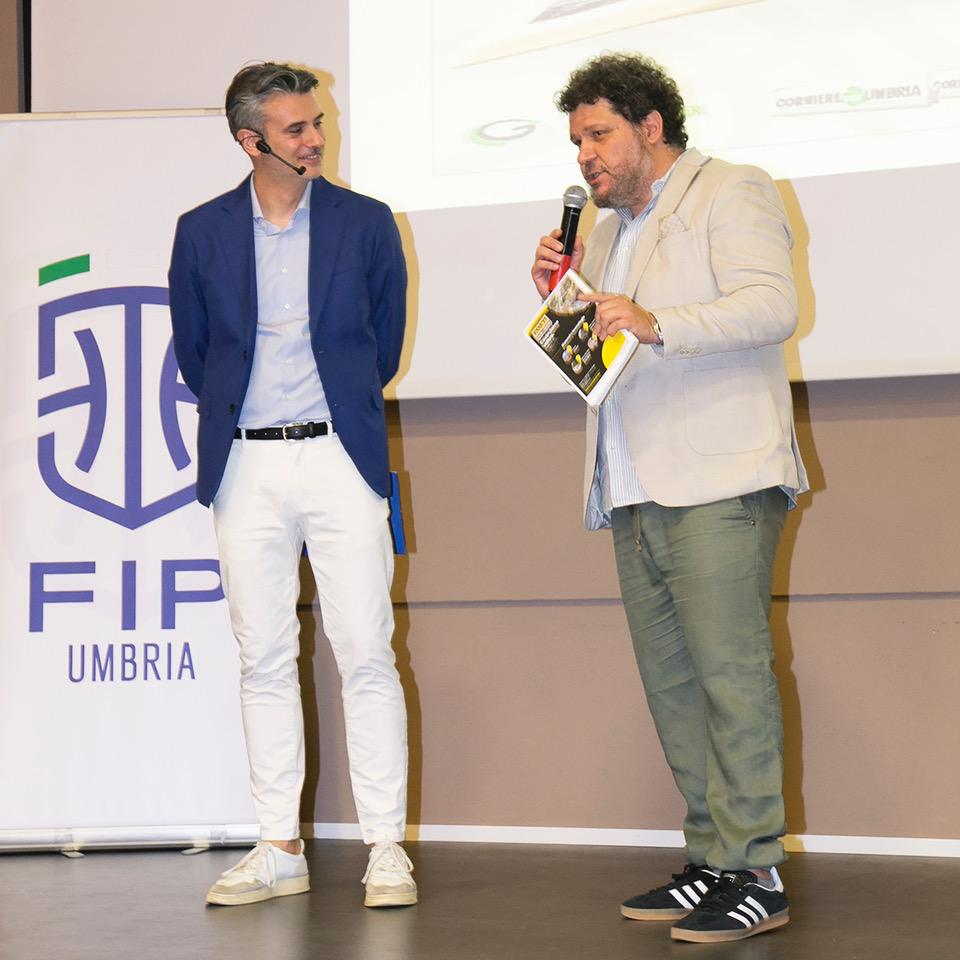 Gran Galà del basket Umbro, terza edizione da record all'Hotel Giò (foto) 16 Gran Galà del basket Umbro, terza edizione da record all'Hotel Giò (foto) 15