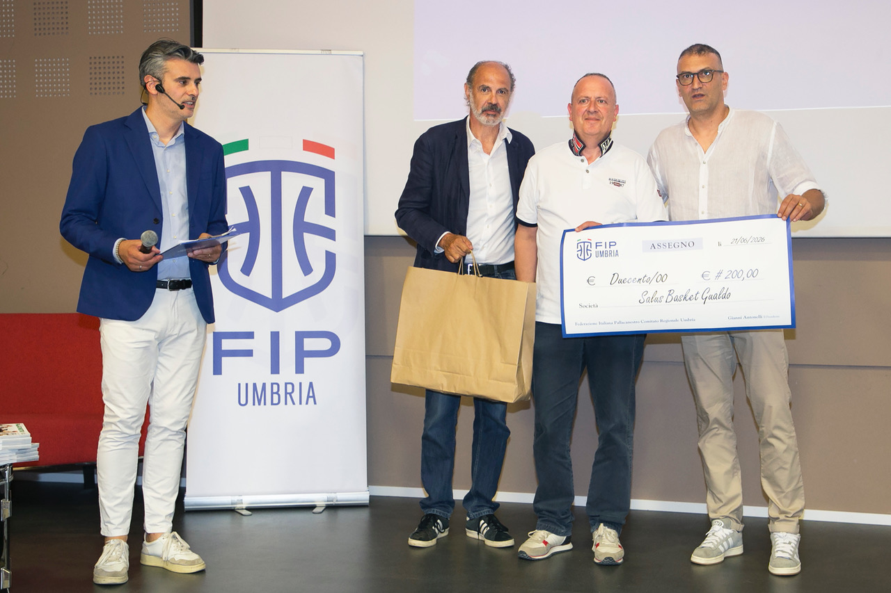 Gran Galà del basket Umbro, terza edizione da record all'Hotel Giò (foto) 56 Gran Galà del basket Umbro, terza edizione da record all'Hotel Giò (foto) 55