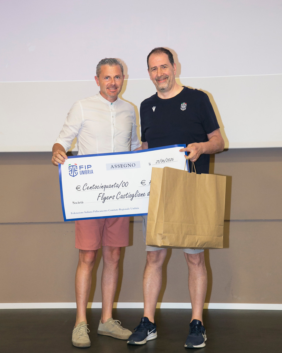 Gran Galà del basket Umbro, terza edizione da record all'Hotel Giò (foto) 60 Gran Galà del basket Umbro, terza edizione da record all'Hotel Giò (foto) 59