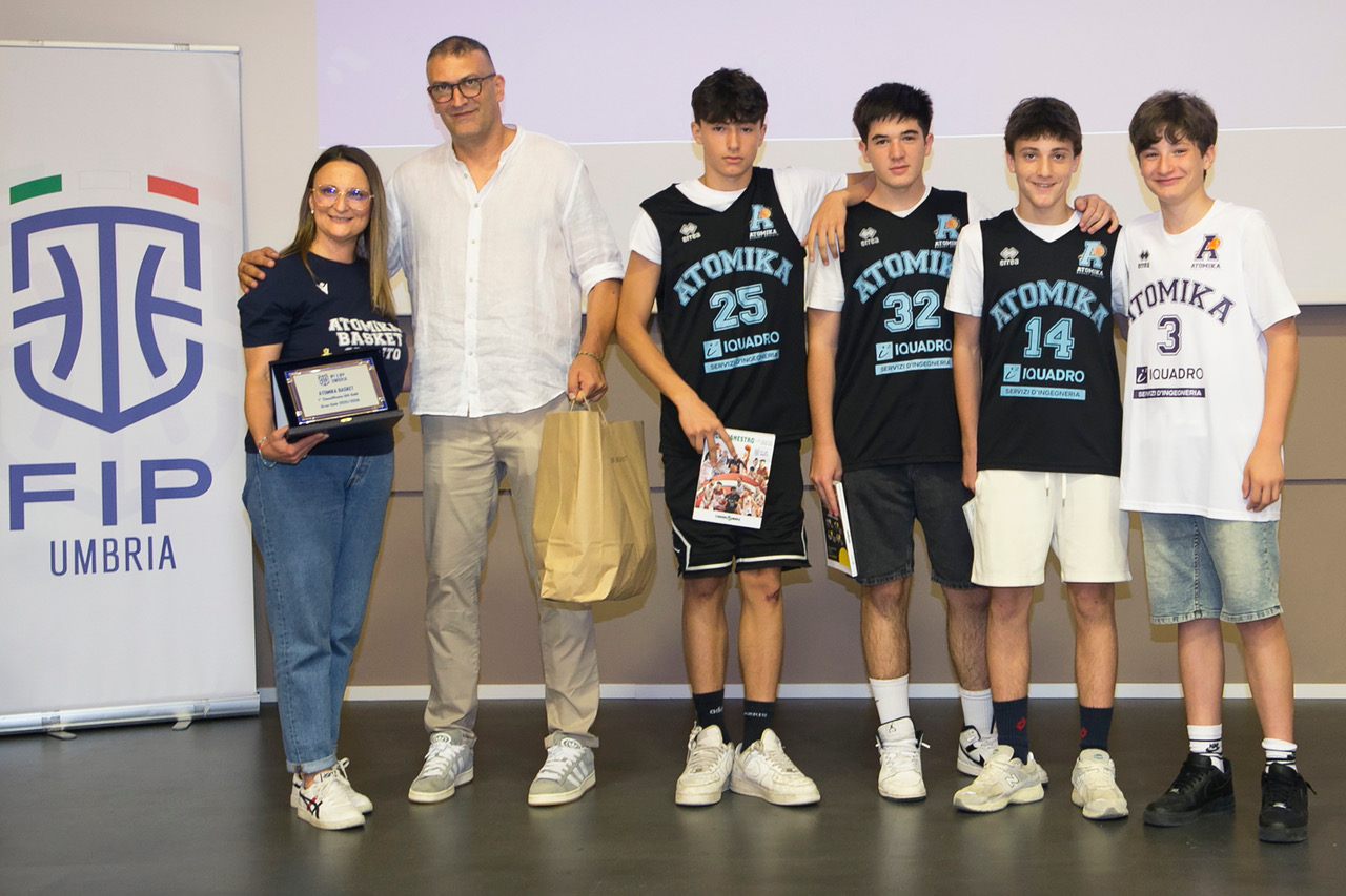 Gran Galà del basket Umbro, terza edizione da record all'Hotel Giò (foto) 86 Gran Galà del basket Umbro, terza edizione da record all'Hotel Giò (foto) 85