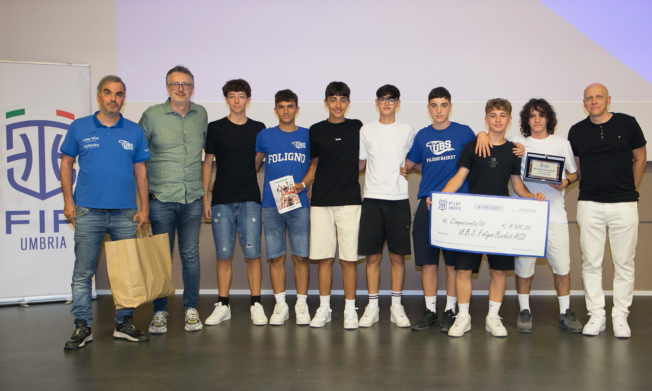 Gran Galà del basket Umbro, terza edizione da record all'Hotel Giò (foto) 88 Gran Galà del basket Umbro, terza edizione da record all'Hotel Giò (foto) 87