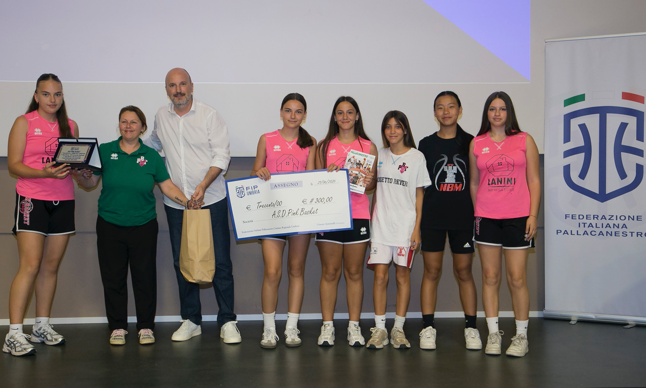 Gran Galà del basket Umbro, terza edizione da record all'Hotel Giò (foto) 92 Gran Galà del basket Umbro, terza edizione da record all'Hotel Giò (foto) 91