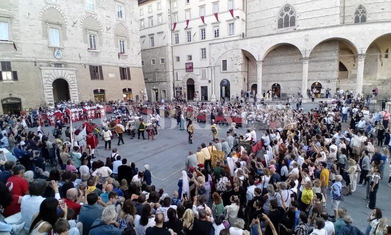 Chiusa con successo l’11ª edizione di Perugia 1416: tante presenze, storia e spettacolo (foto) 2 Chiusa con successo l’11ª edizione di Perugia 1416: tante presenze, storia e spettacolo (foto) 1