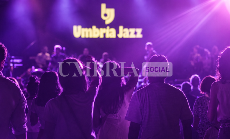 Umbria Jazz alza il sipario: torna il festival che porta il mondo a Perugia 2 Umbria Jazz alza il sipario: torna il festival che porta il mondo a Perugia 1